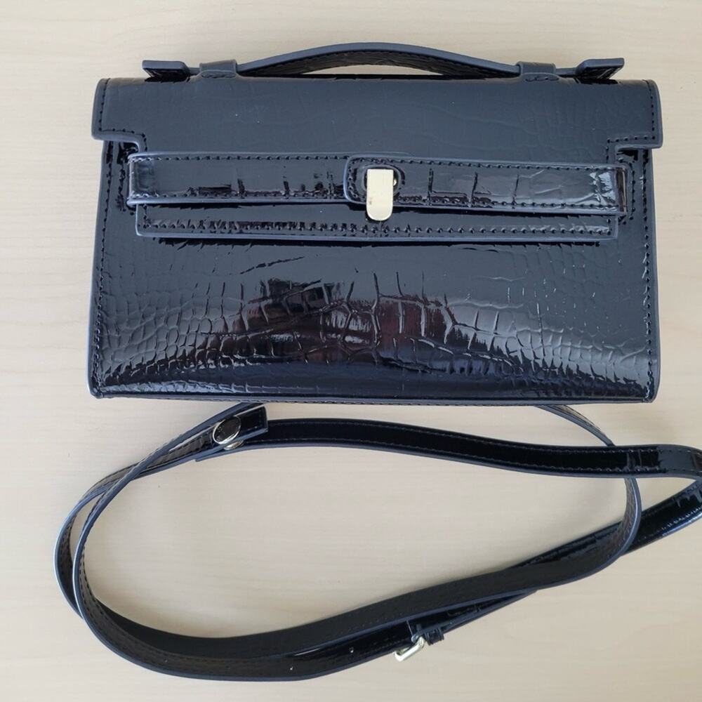 PWWAN small Elegant Black Crocodile-Embossed Handbag